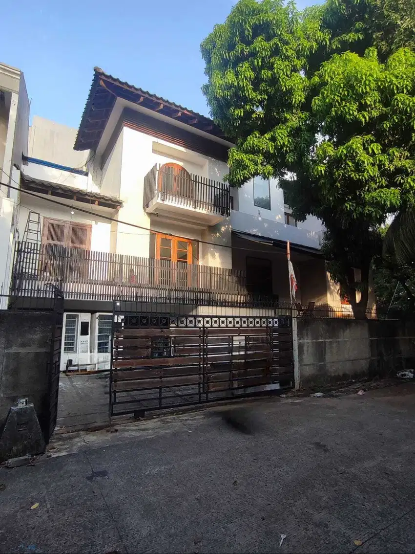 disewakan rumah 2lt di sunter