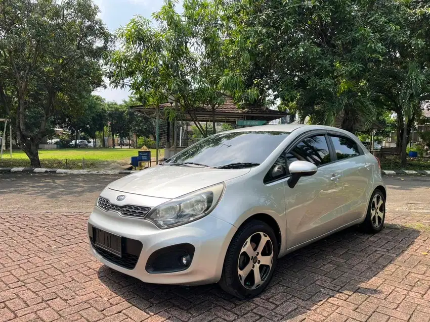 Cash Kia Rio Istimewa