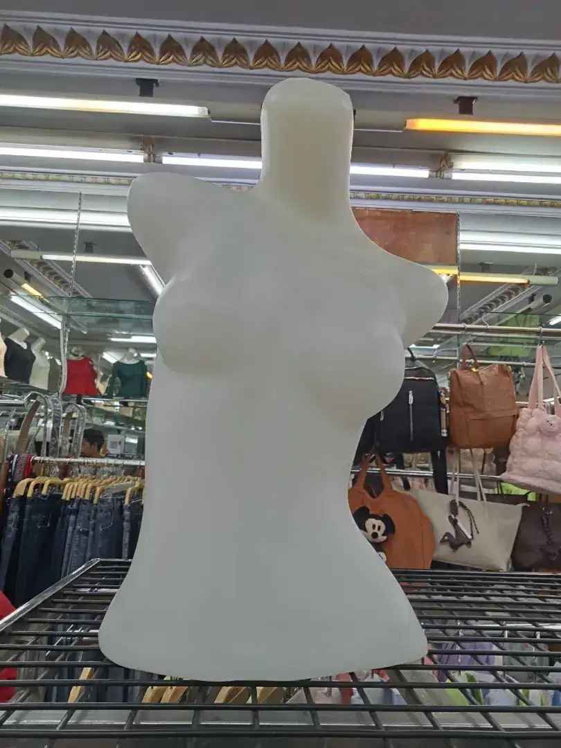 patung setengah badan