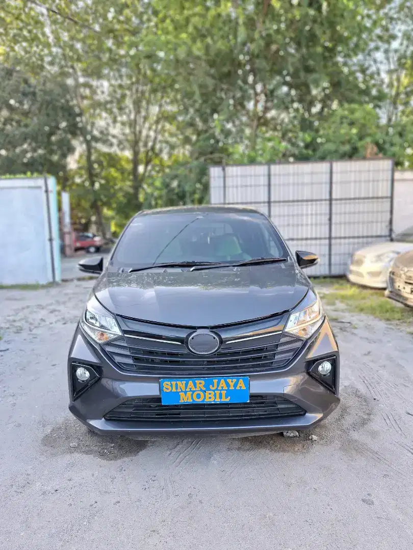 Daihatsu Sigra DP 10 JT Type R MT 2023