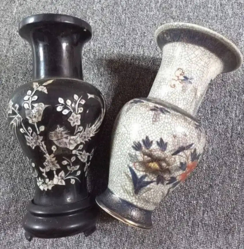 SALE 2 PCS GUCI CINA DAN KAYU UKIR ANTIK DARI TAHUN 80 AWET