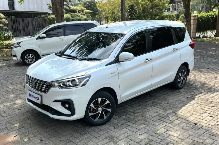 SUZUKI ERTIGA 1.4 GX BENSIN MATIC 2020