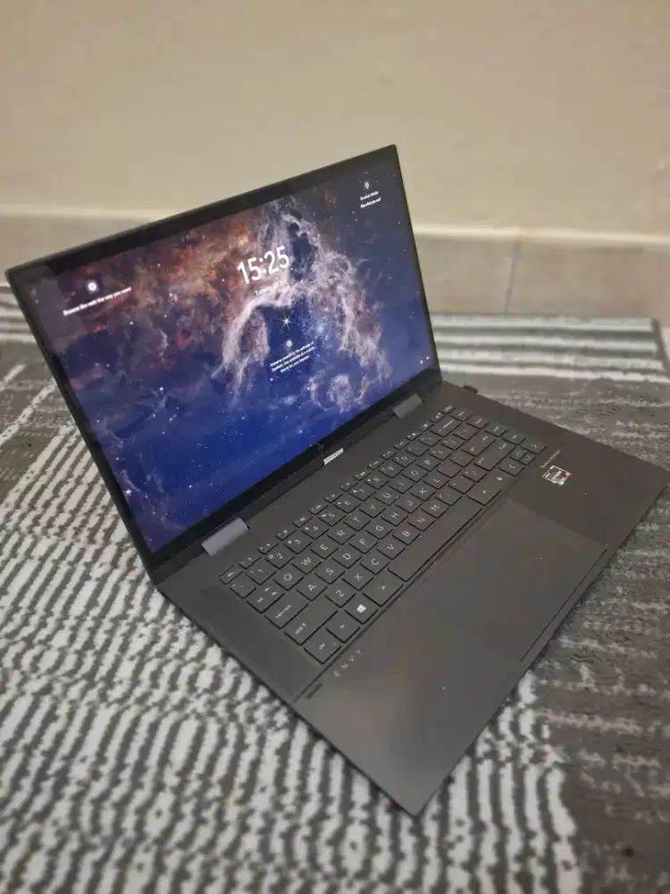 Laptop HP Envy, Yoga, Touchscreen. Ryzen 5000