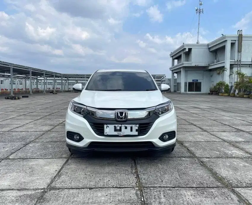 LOW KM17RB! Honda HRV 1.5 E CVT 2021 PUTIH