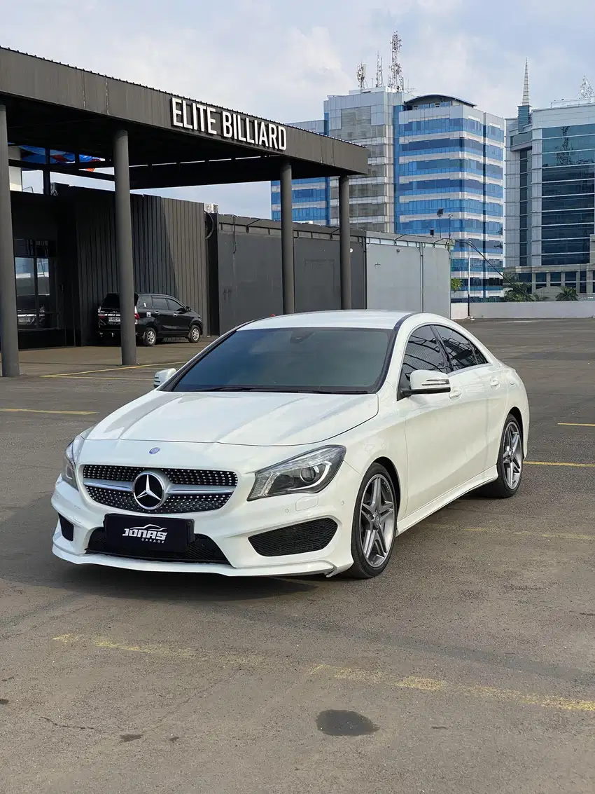 Mercy CLA200 Sport AMG 2015 Hitam #CLA 200