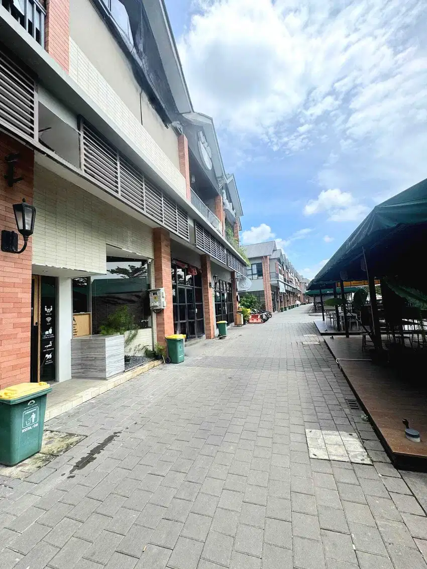 Dijual Cepat Ruko Citra 8 2 lantai Siap Pakai View Danau Bebas banjir