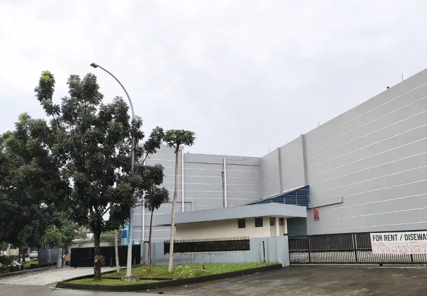 Jual / sewa gudang pabrik 9500 m2 kawasan industri jababeka cikarang