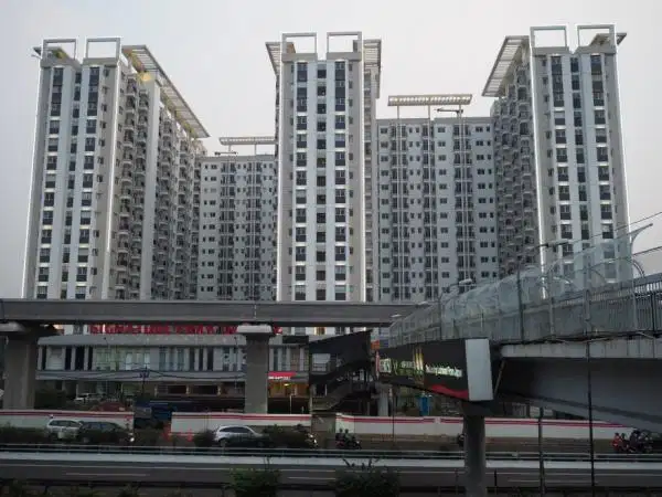 DIJUAL APARTEMEN SIGNATURE PARK GRANDE KERAMAT JATI JAKARTA TIMUR