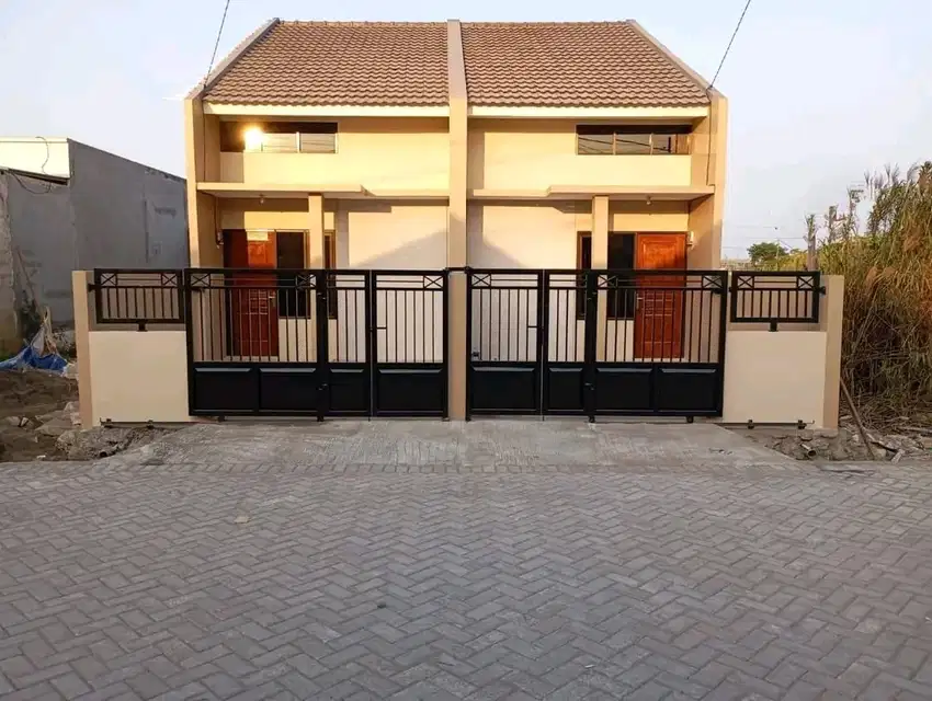 Rumah Baru Mepet Surabaya Selatan
