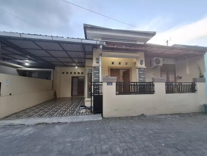 Rumah Full Furnished Dalam Cluster Maguwoharjo Sleman RSH 031