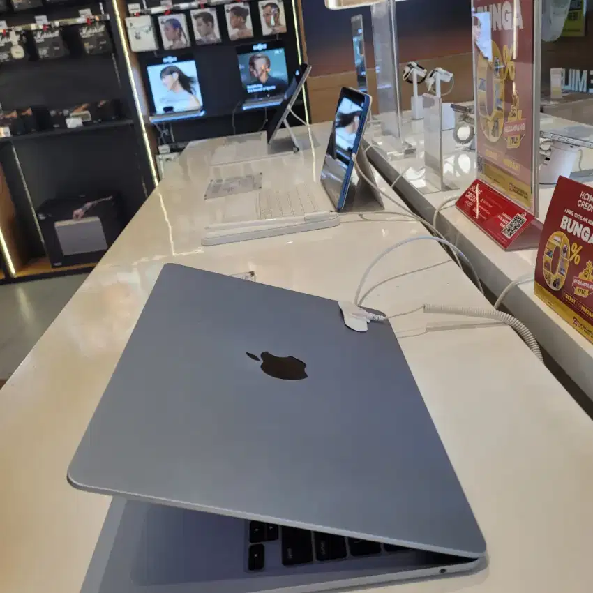 Promo Macbook kredit bunga 0 syarat cukup KTP