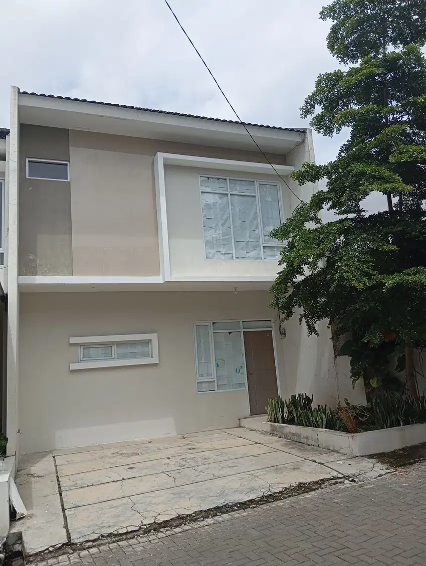Rumah Sariwangi Regency Lingkungan Nyaman 9 Menit POLBAN