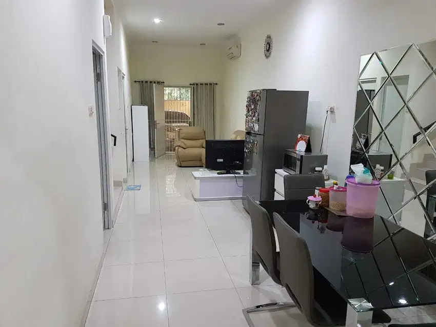 Dhyana rumah jelambar lt 120m akses lokasi lega komplek kavling polri