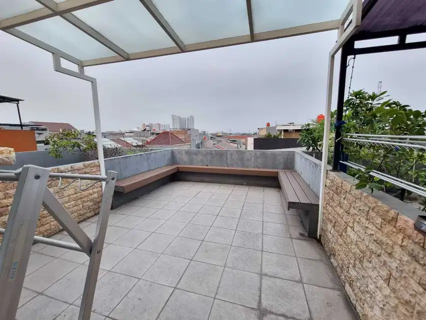 Dhyana rumah jelambar uk 4x15m semifurnish di komplek kavling polri