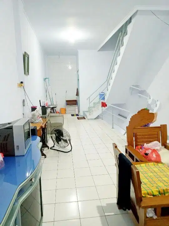 Dhyana rumah 3.5 lantai uk 4x20m lokasi bagus di jelambar