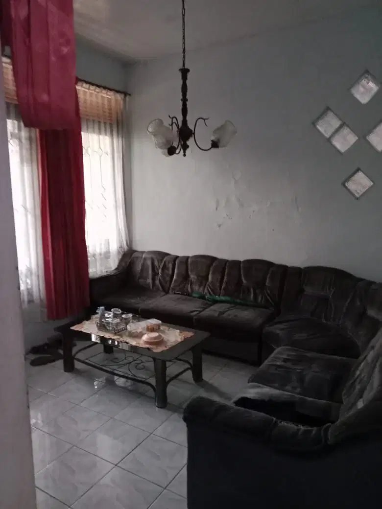 Dijual Rumah Siap Huni di Komplek Cibolerang Indah Bandung Kota