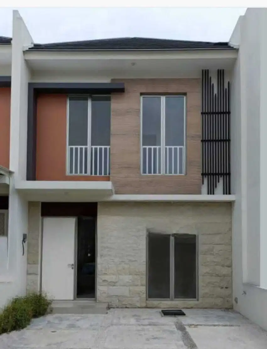 DIJUAL RUMAH GREEN LAND RESIDENCE GARBERA MENGANTI GRESIK RON.A2660