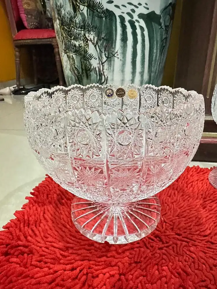 Mangkok Berkaki (Piala) Besar Berat mulus dan Catik