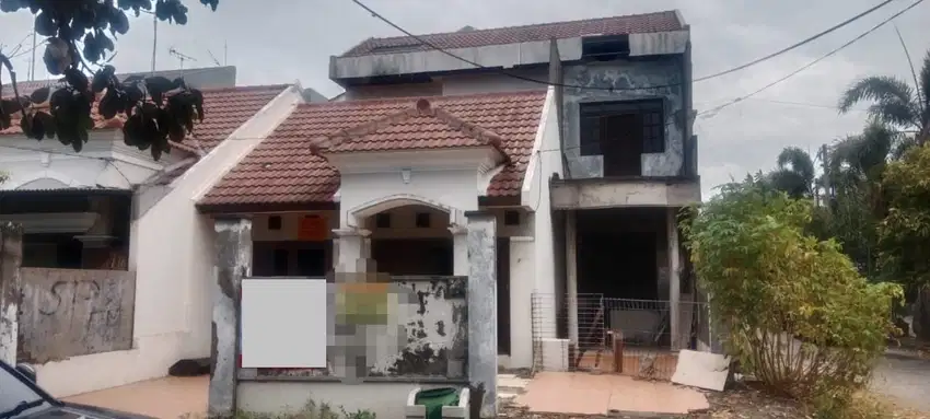Rumah butuh renov Taman Gunung Anyar dekat Merr Rungkut (code : DVOGK)