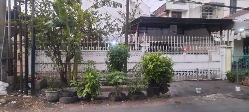 DEKAT PUSAT KOTA Dijual Rumah Pucang Adi Surabaya Luas 287 Meter