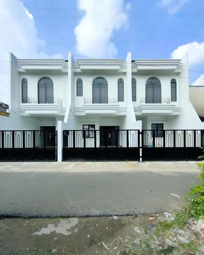 Rumah baru design classic modern non komplek di Cipinang cempedak