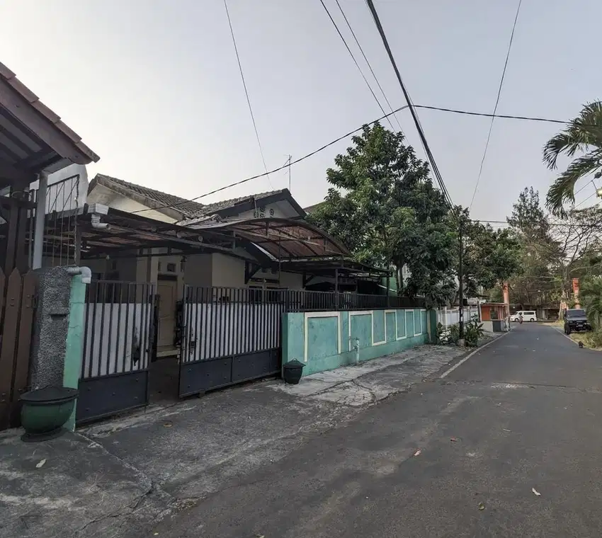 MURAH! Rumah Luas 300m Bukit Dieng Blok Depan Kota Malang