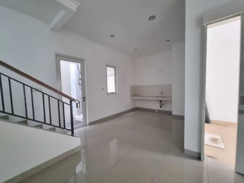 Rumah Siap Huni  Luas 152 Edison Timur 2 Lantai