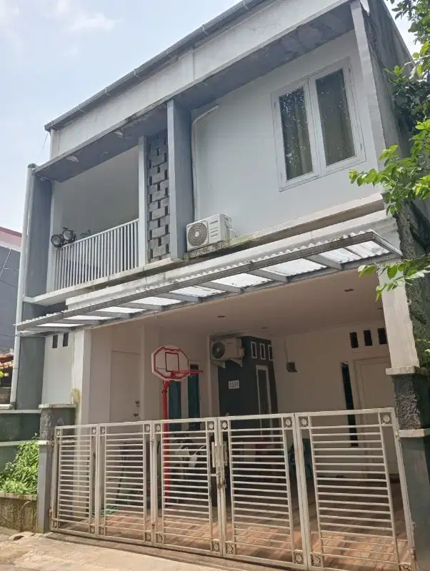 Rumah diJual, Nyaman, 2 Lantai, Lokasi strategis cluster pamulang elok