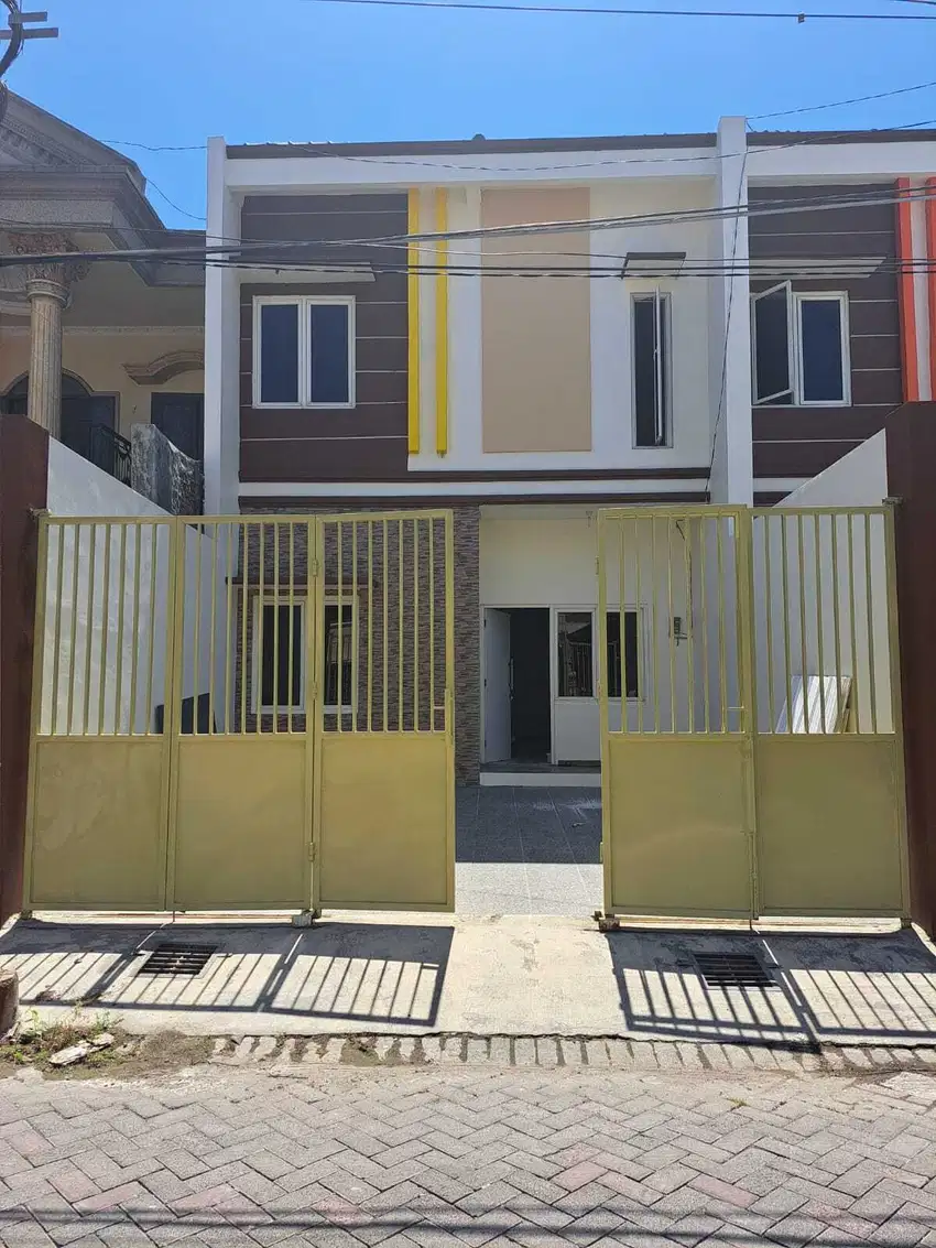 READY 4 UNIT Rumah 2 Lantai Baru Gress Siap Huni Mulyosari Surabaya