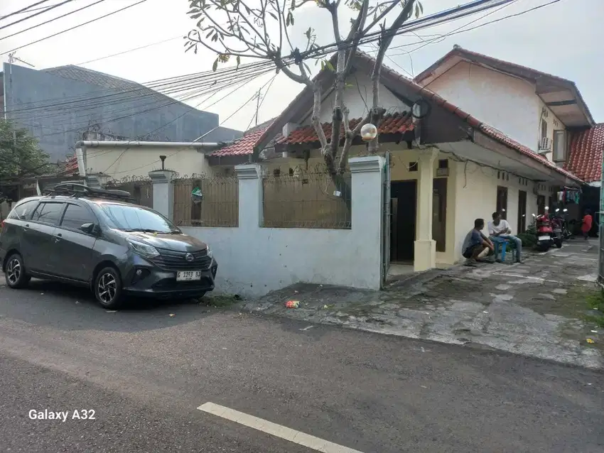 Dijual rumah harga banting dibawah NJOP at Mampang Jakarta Selatan