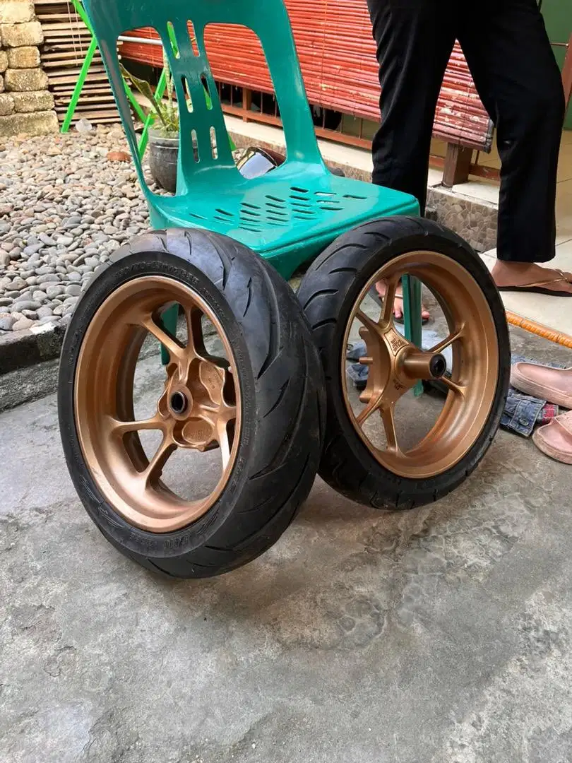 jual ban dan pelak n max