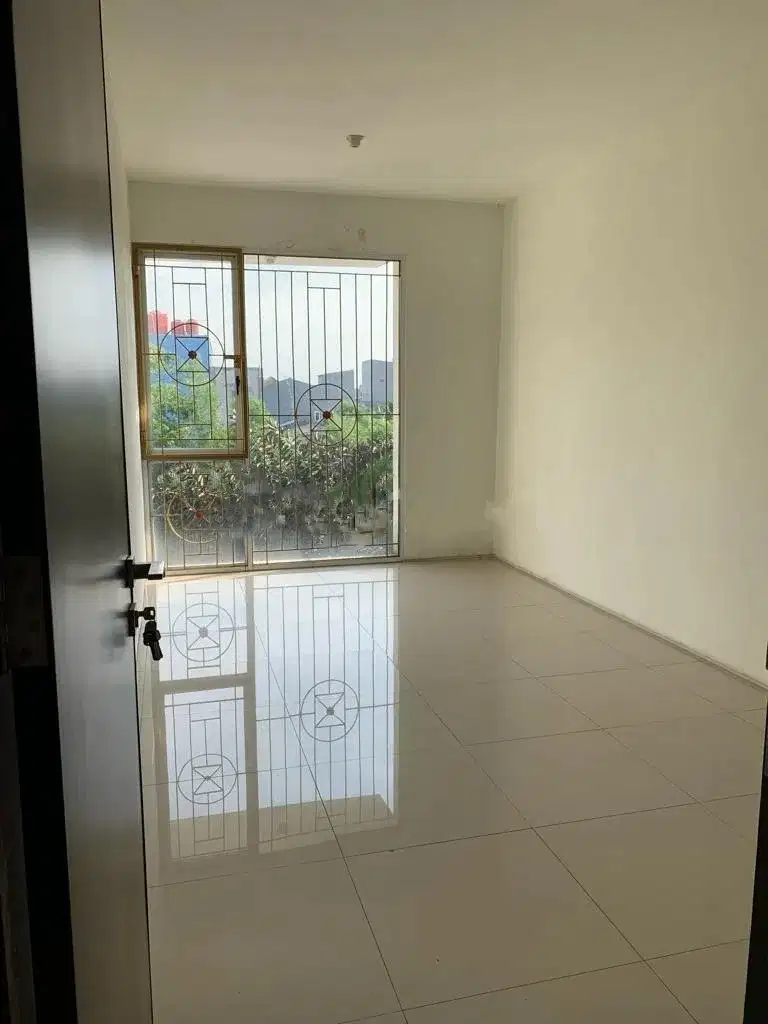 dijual rumah citra 7
