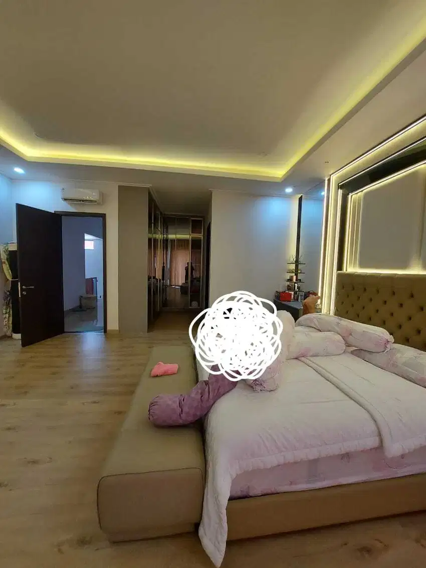 Rumah Golf Island PIk ada Pool Lt 250m2 Jual Cepat