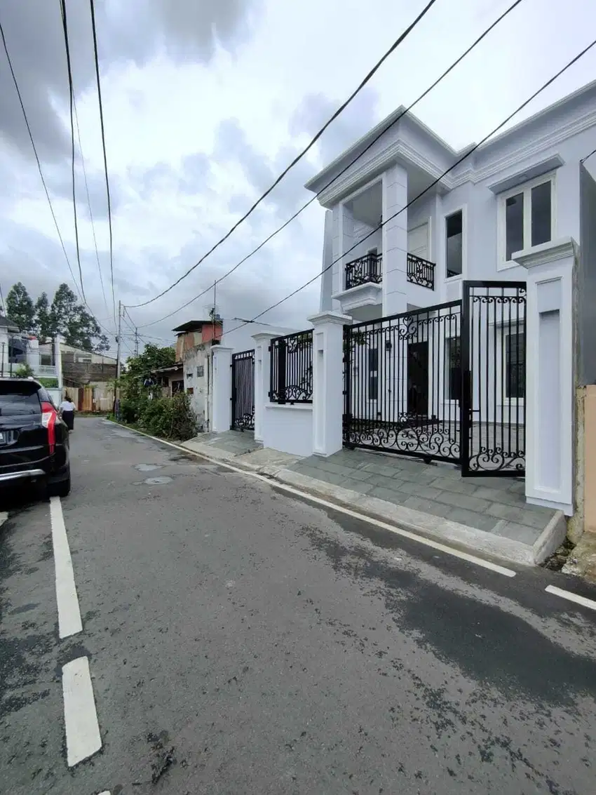 Rumah Baru Siap Huni Dalam Komplek Di Duren Sawit Jakarta Timur