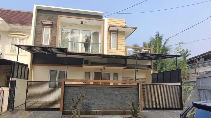 DISEWAKAN RUMAH BESAR 2 LANTAI CITRA 2 EXT