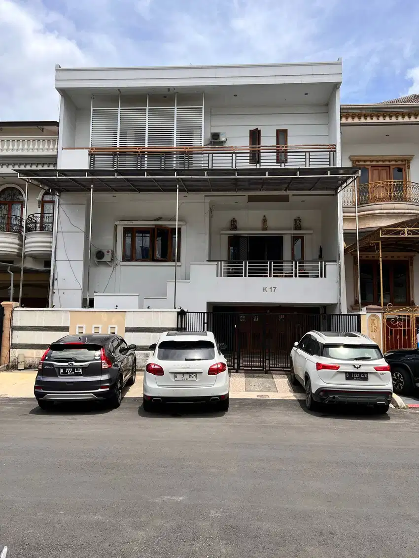 Rumah Besar Mewah Nyaman Akses Jalan Lebar di Sunter Paradise 3