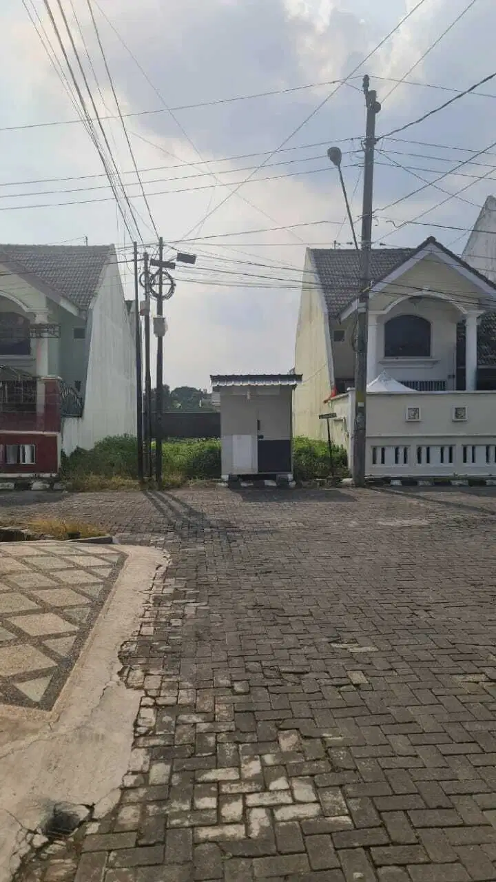 Tanah Kavling Siap Bangun di Perumahan Elite Solo Baru