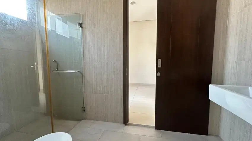 DIJUAL RUMAH MAYFIELD GREENWICH BSD