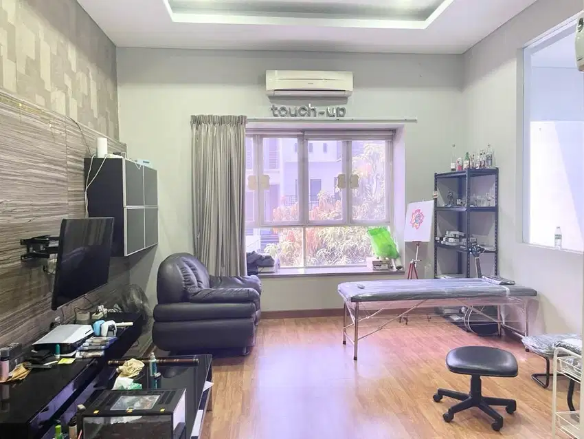 Dhyana rumah bagus uk 8x15 di komplek manyar permai pantai indah kapuk