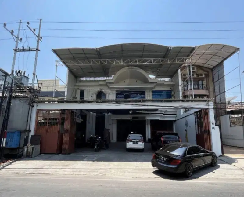 Rumah Mewah Nol Jalan Raya Biliton Surabaya Pusat Lokasi Strategis