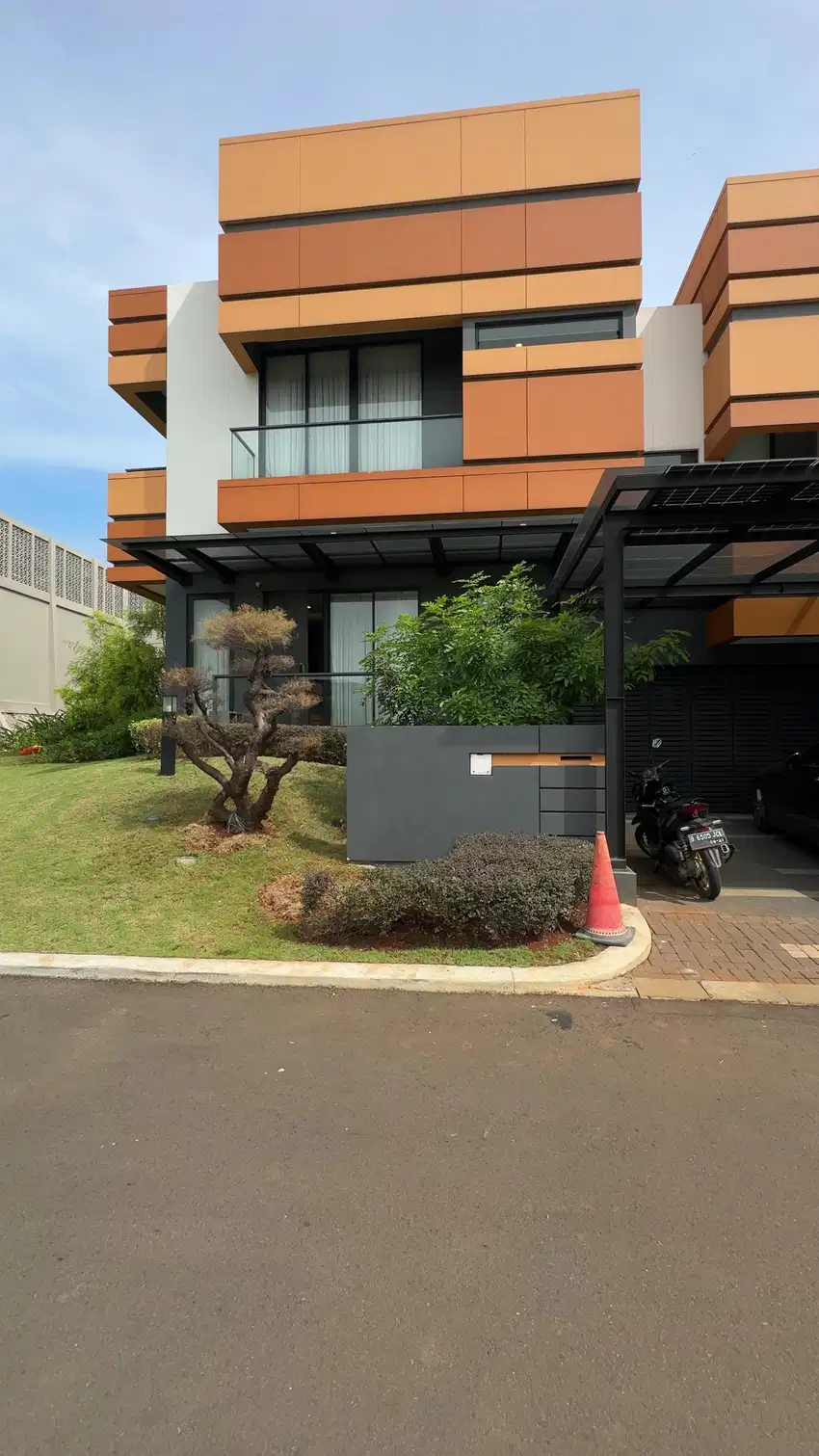 DIJUAL TURUN HARGA RUMAH DI SUMMARECON SERPONG