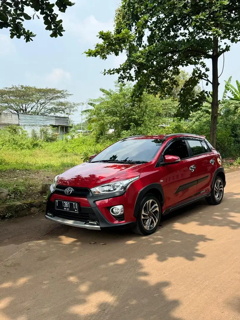 Yaris Heykers TRD Sportivo low km