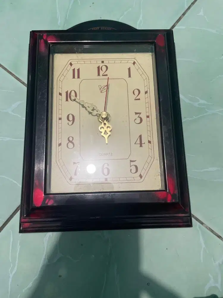 jam dinding merk key holder box