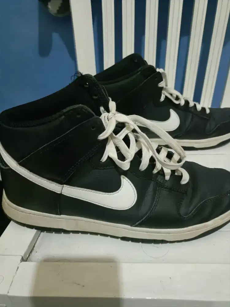 Sepatu Nike dunk high reverse panda