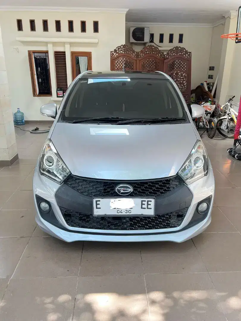 Daihatsu sirion th 2015 MATIC tipe tertinggi pribadi