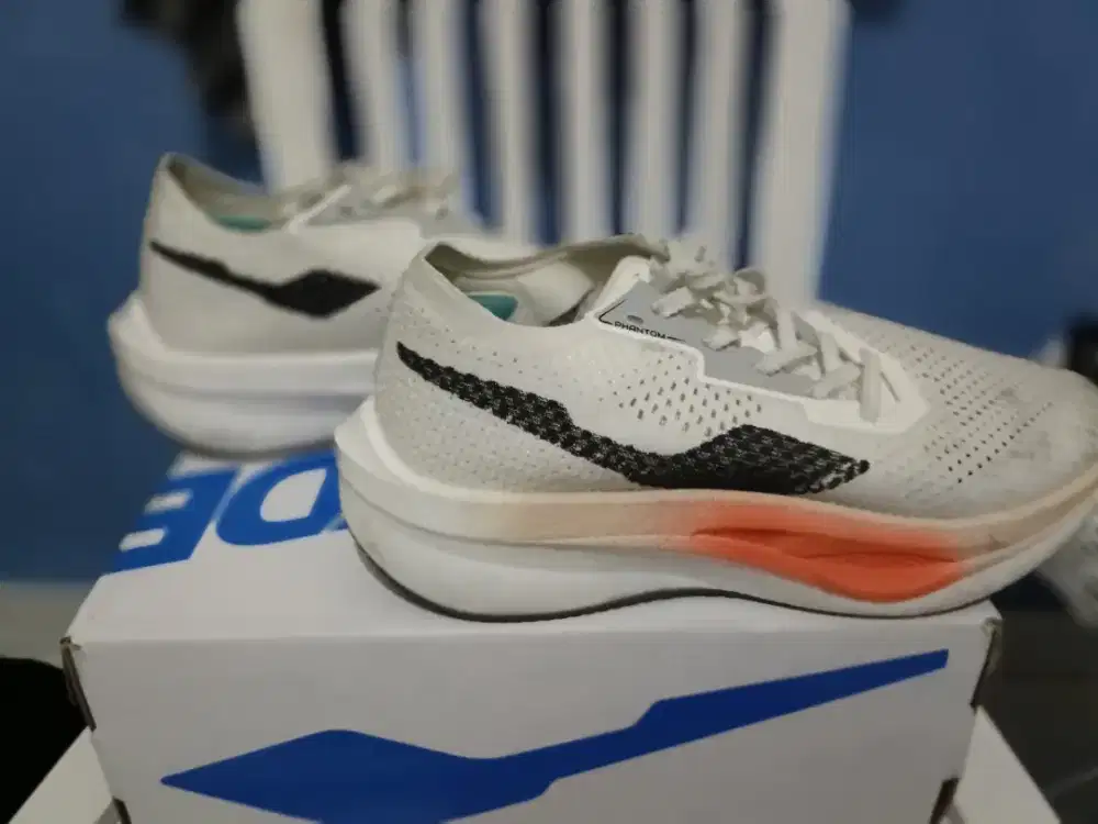 Sepatu  Running Heiden Heritage Phantom