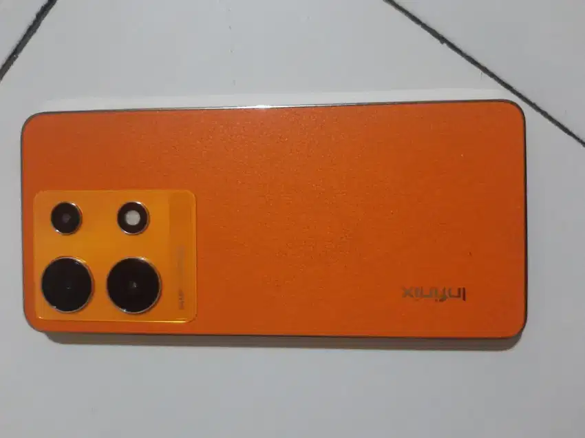 BU Infinix Note 30 Ram 8/256 NFC ( Minus ya Retak Lcd Tapi Normal )