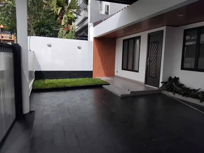 Disewakan Rumah Full Renov Di belakang Pusat Perbelanjaan Cinere Mall