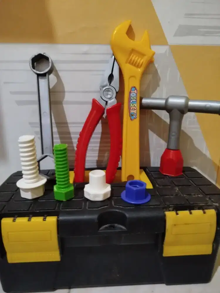 Mainan anak tools