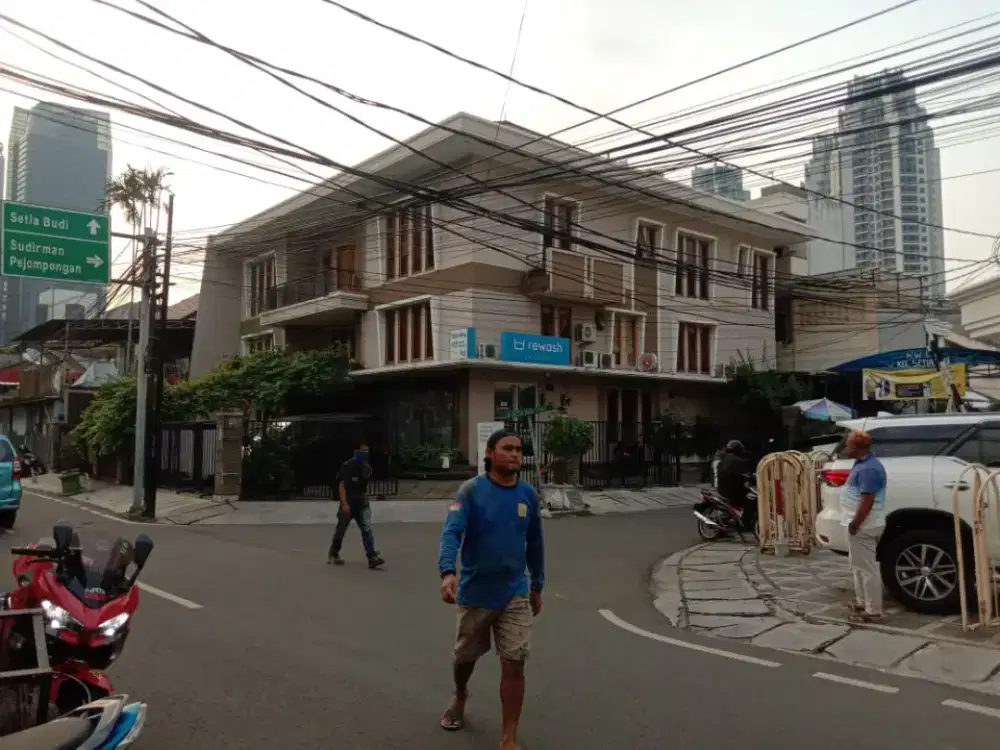 DI JUAL RUMAH + KOS-KOSAN DI JLN SETIABUDI KUNINGAN JAKARTA SELATAN